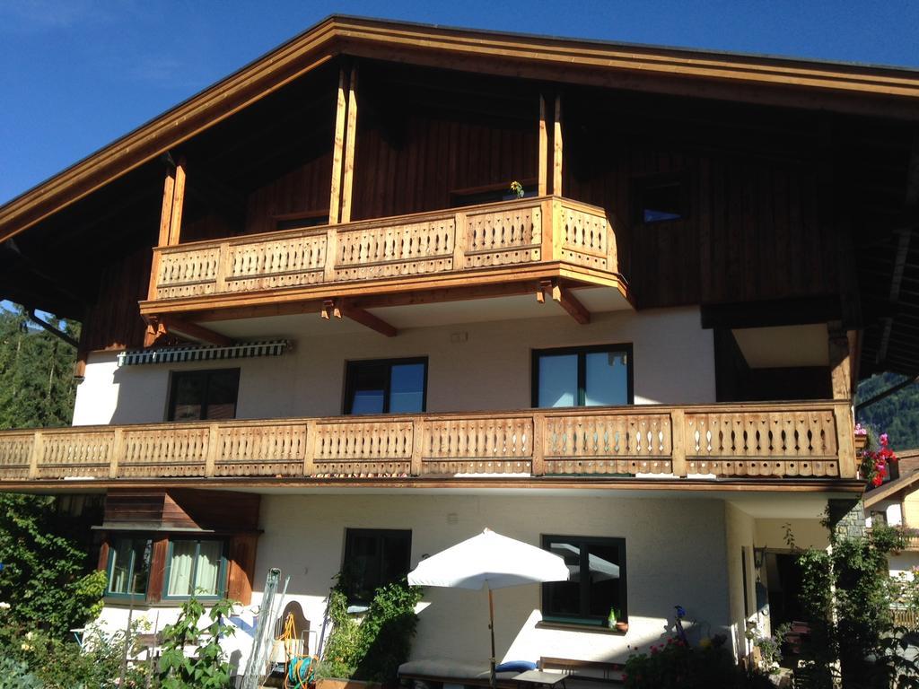 Haus Fischer ドルフガシュタイン エクステリア 写真